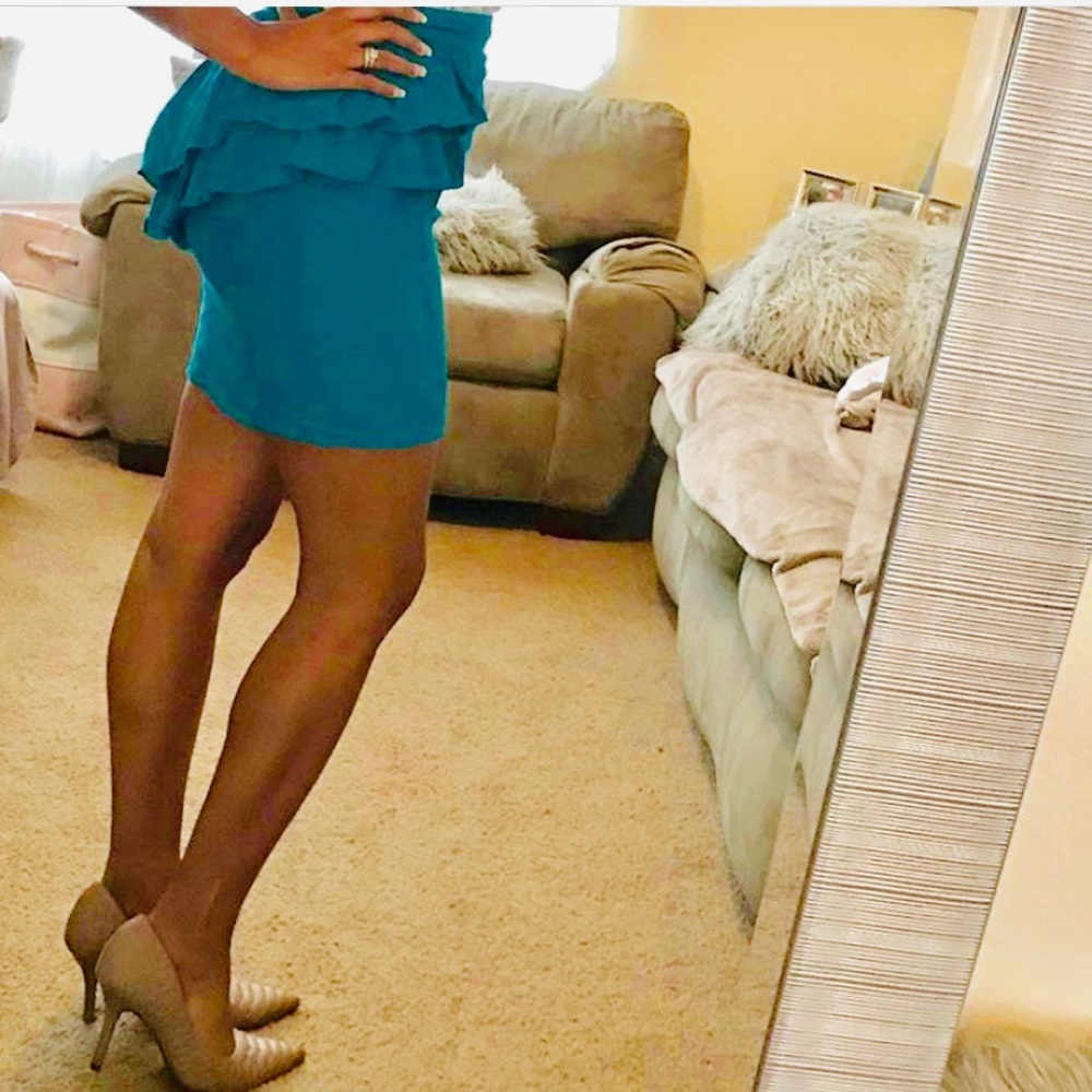 FOREVER 21 - Peplum Skirt.  *C